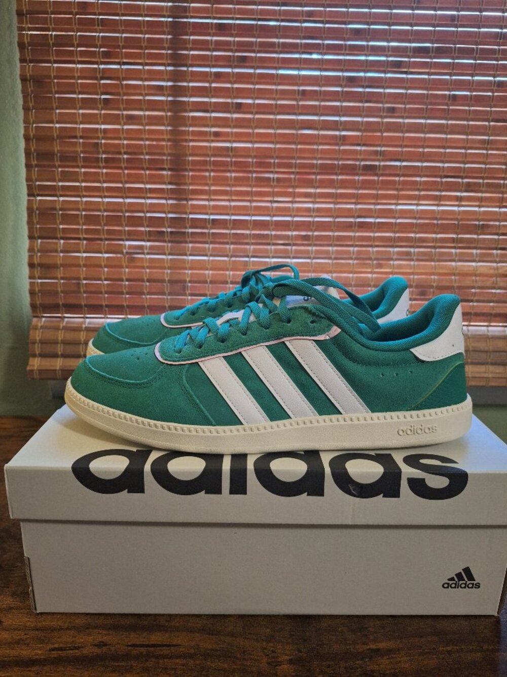 Adidas Breaknet Sleek Green Sneakers Women’s Size 10